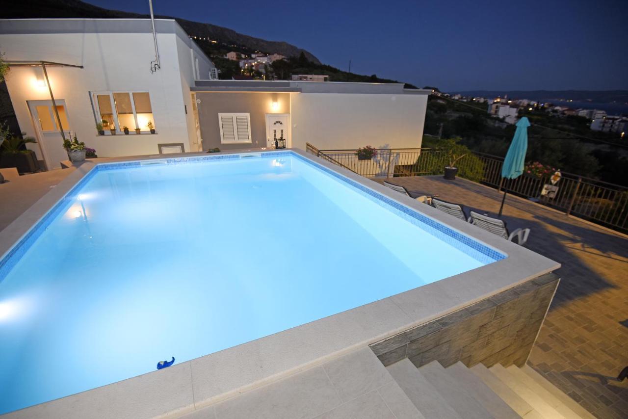 Apartments Lidija - Sea View Apartment With Exclusive Right Of Using Hot Tub Or Split Level Apartment With Exclusive Right Of Using Pool Podstrana Extérieur photo