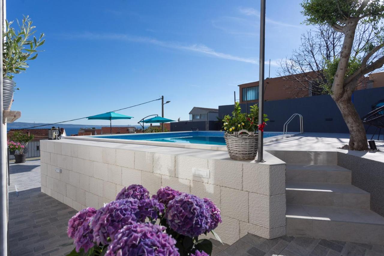 Apartments Lidija - Sea View Apartment With Exclusive Right Of Using Hot Tub Or Split Level Apartment With Exclusive Right Of Using Pool Podstrana Extérieur photo