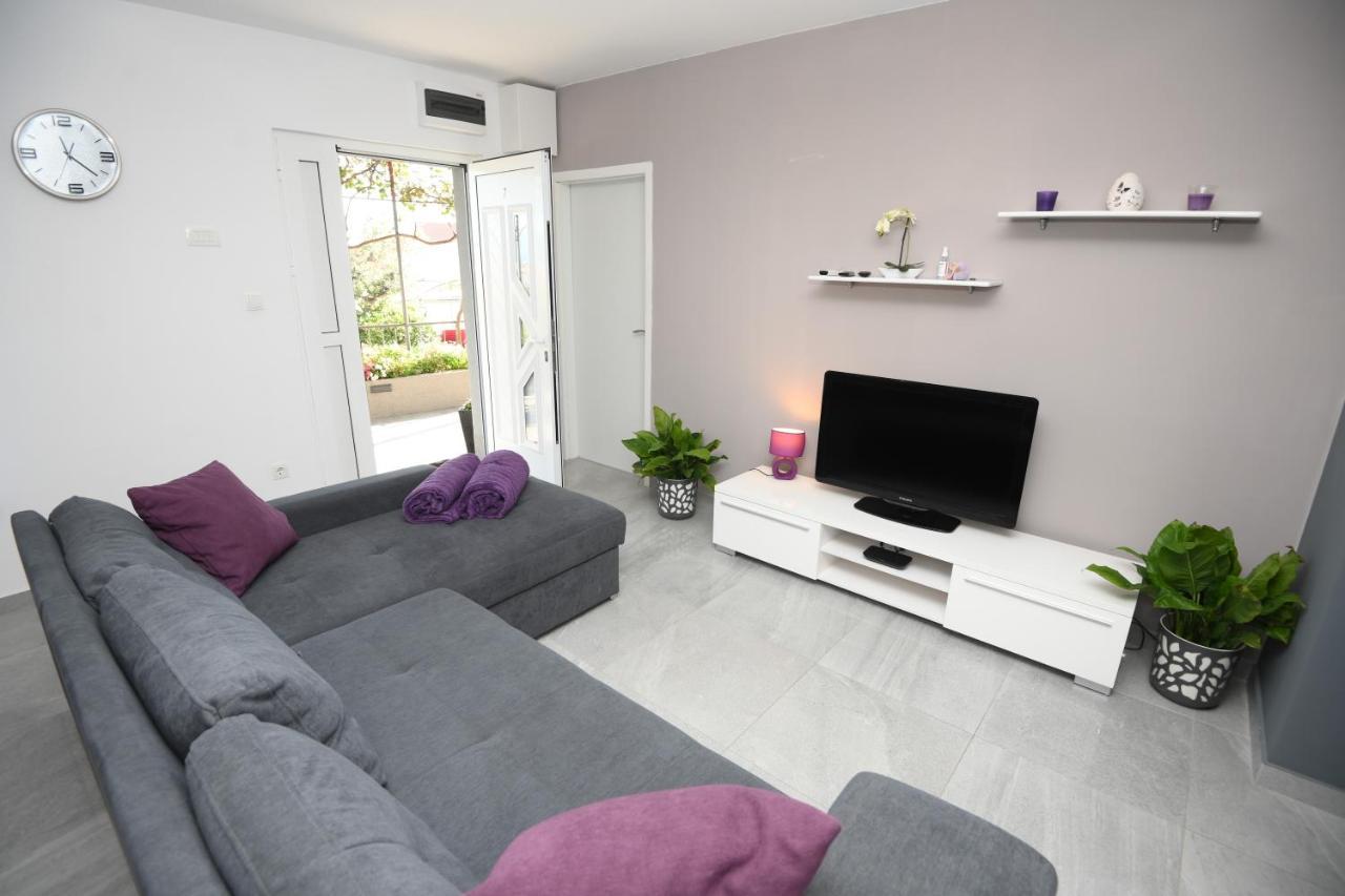 Apartments Lidija - Sea View Apartment With Exclusive Right Of Using Hot Tub Or Split Level Apartment With Exclusive Right Of Using Pool Podstrana Extérieur photo