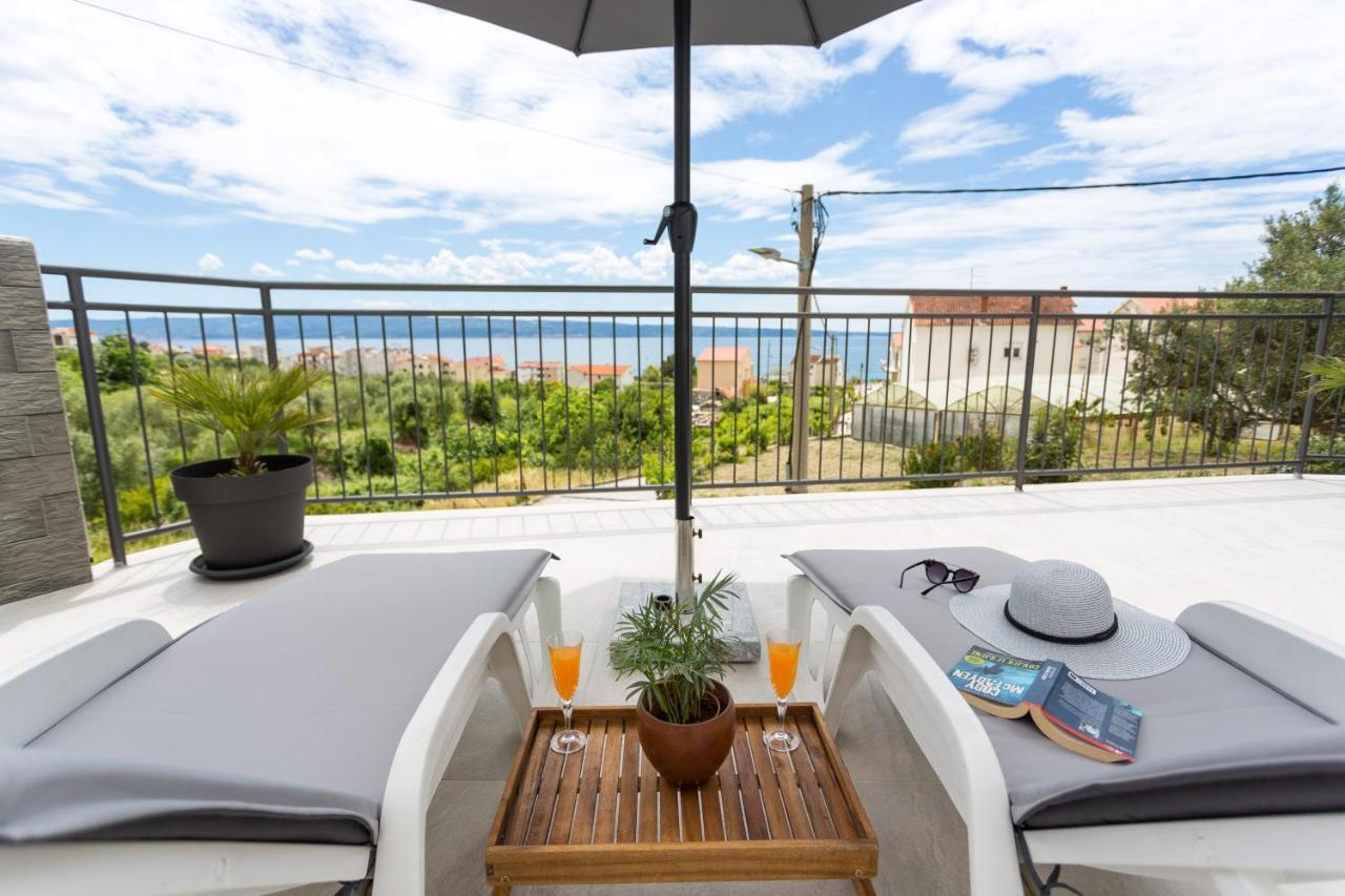 Apartments Lidija - Sea View Apartment With Exclusive Right Of Using Hot Tub Or Split Level Apartment With Exclusive Right Of Using Pool Podstrana Extérieur photo